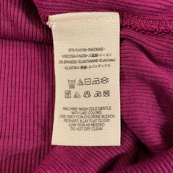 FREE PEOPLE Ruffle Shoulder long sleeved top FUCHSIA XS - Picture 10 of 11